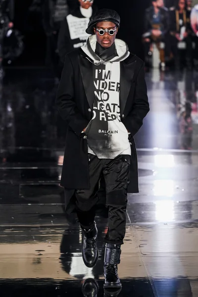 Look 93